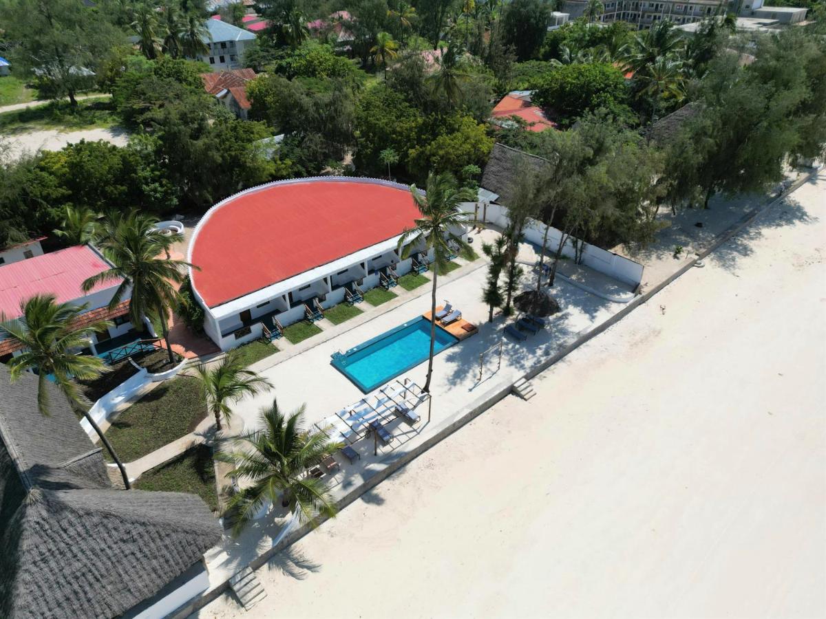 Nautilus Boutique Hotel Uroa Exterior photo