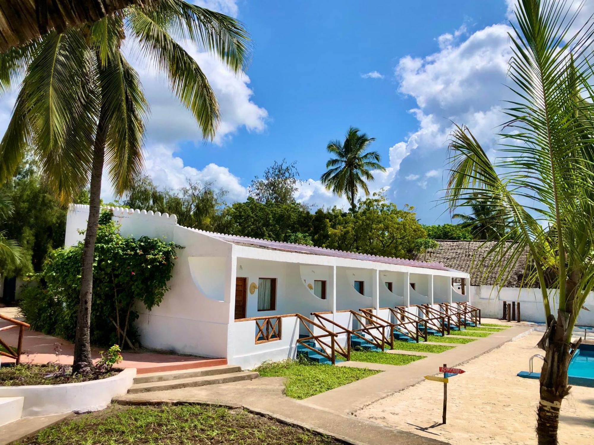 Nautilus Boutique Hotel Uroa Exterior photo